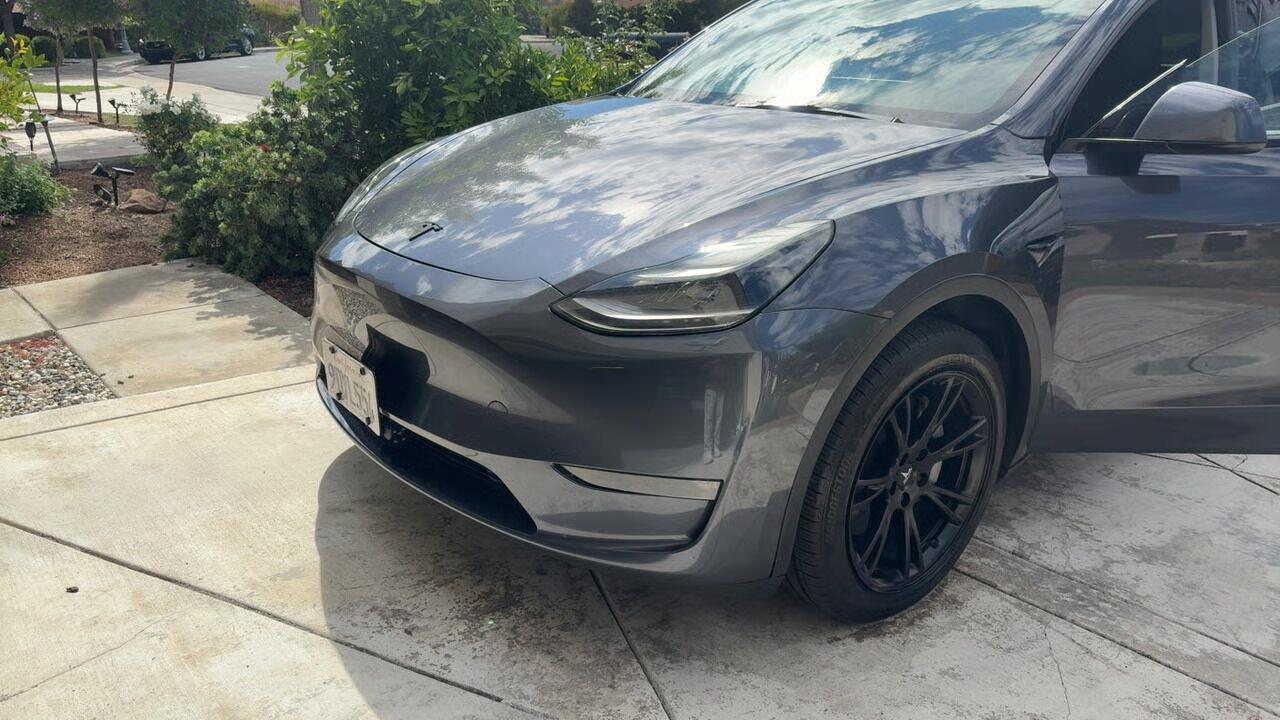 tesla model y 2023 7SAYGDEE1PF605878 image tesla model y 2023 7SAYGDEE1PF605878 image